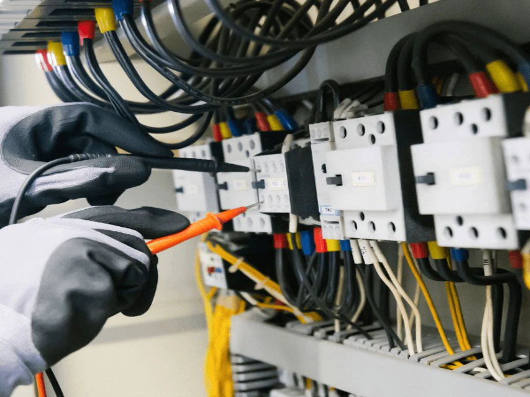 Circuit Breaker Repair
